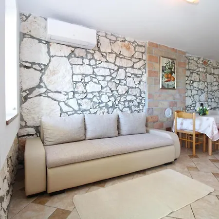 Apartment Fuer 4 Personen Ca 35 Qm In Vinkuran, Istrien Istrische Riviera Vinkuran